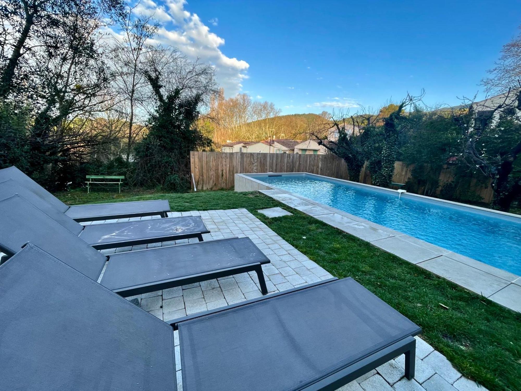 Maison&Jardin Coeur Luberon Peypin-d'Aigues Exterior foto